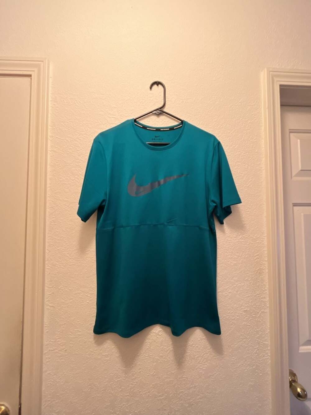Vtg Nike Running Breathe T Shirt Mens Large Green Lightning Bolt Swoosh Logo